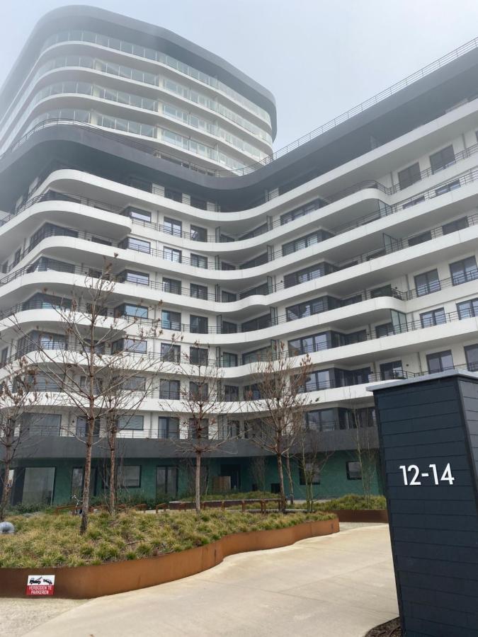 Lichtrijk 2-Slaapkamerappartement Met Zeezicht En Gratis Parking 오스텐드 외부 사진